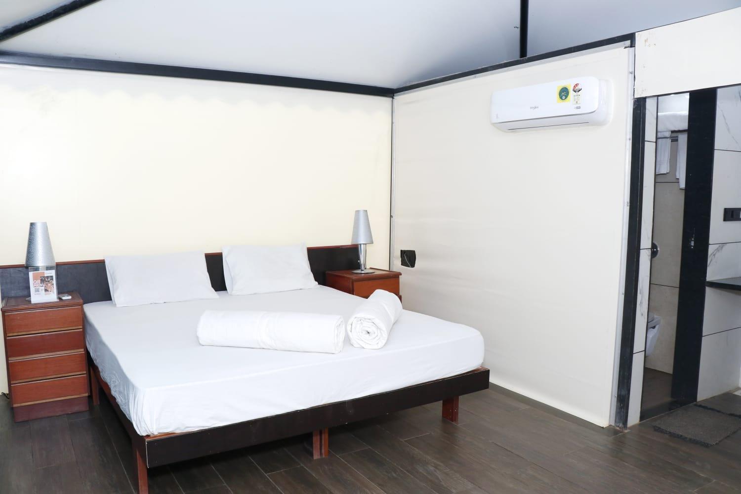 Vits Roccia Hill Resort And Adventure Park, Navapur Songadh 외부 사진