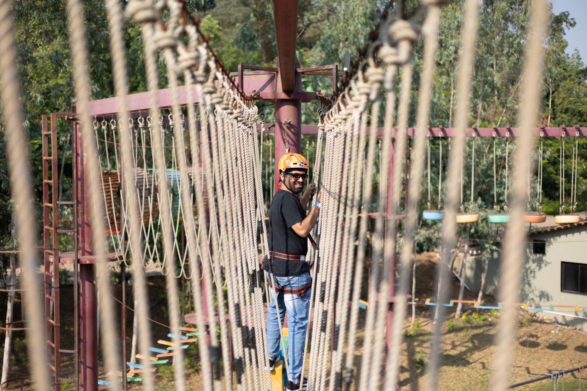Vits Roccia Hill Resort And Adventure Park, Navapur Songadh 외부 사진